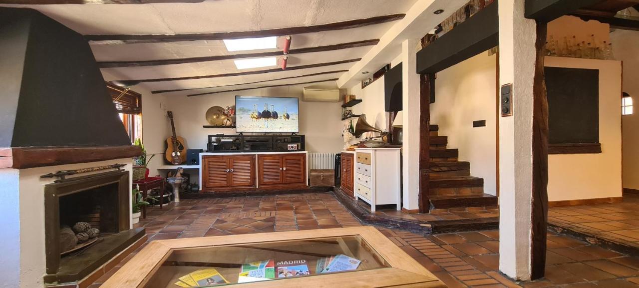 Duplex Con Garaje En Malasana Madrid Kültér fotó